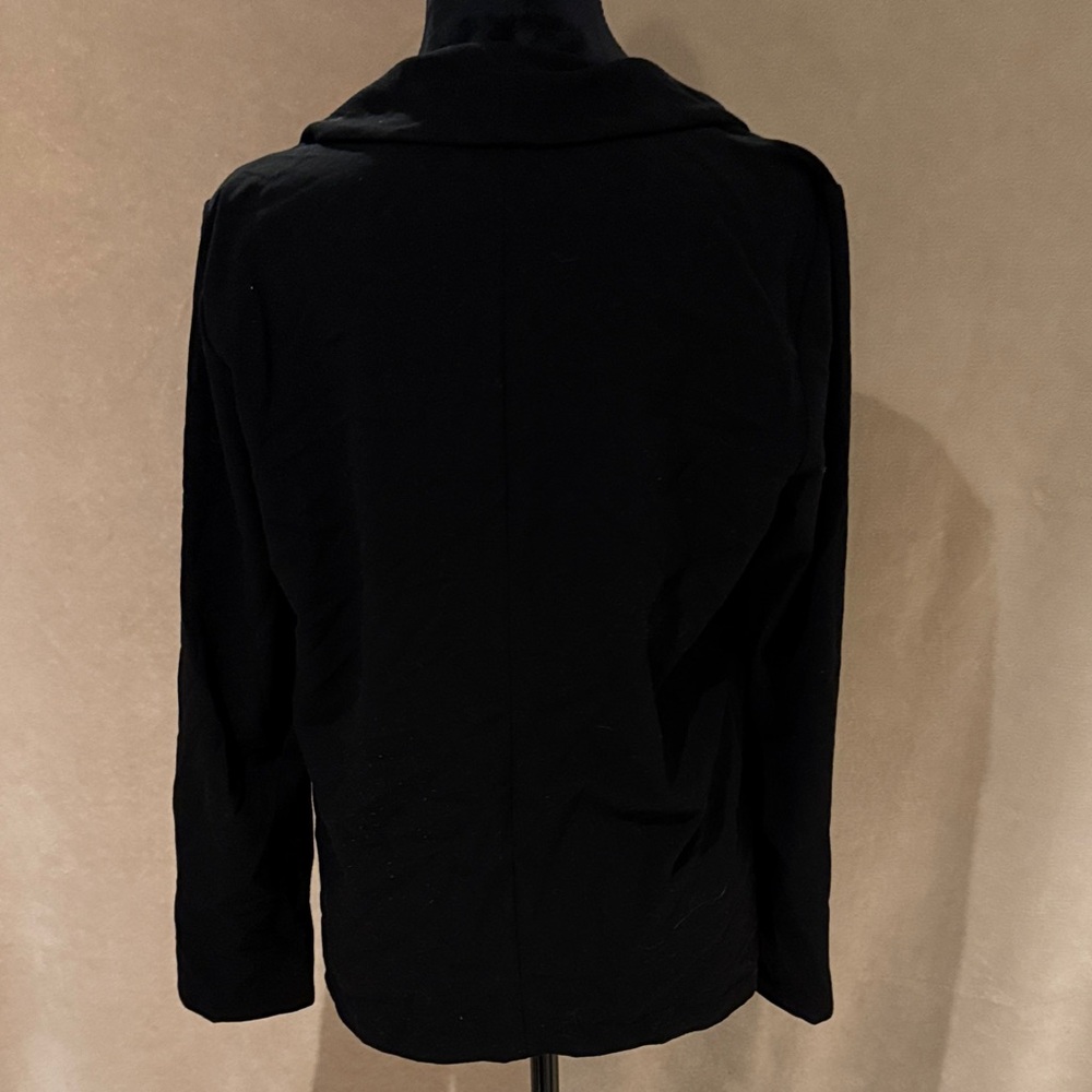 Forever 21 Classic Black Blazer